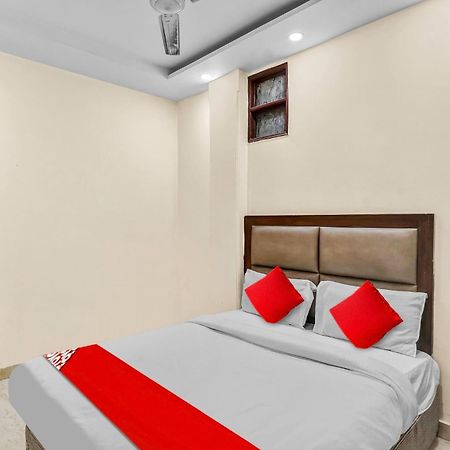 Hotel O Delhi Empire New Delhi Exterior photo